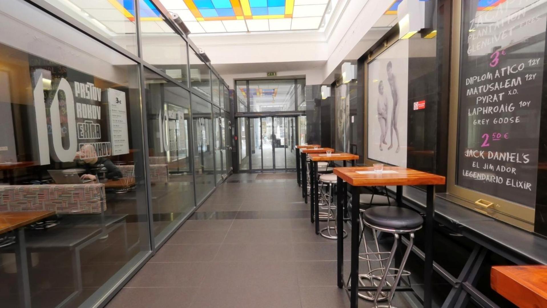 Velky 3I Apartman V Centre Mesta ブラチスラヴァ エクステリア 写真